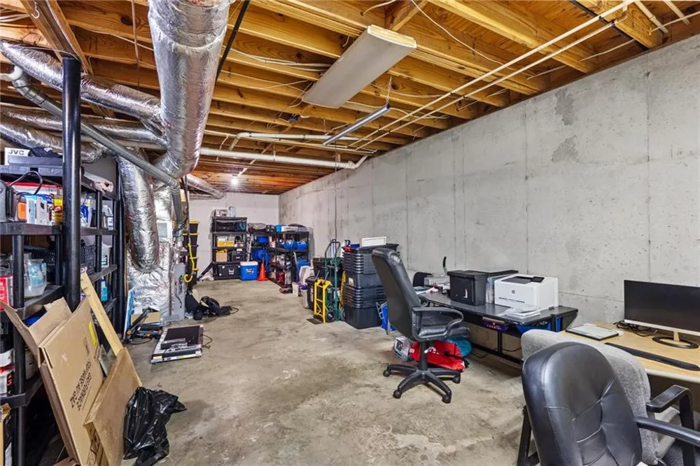 165 Hayes Circle Rex, GA 30273