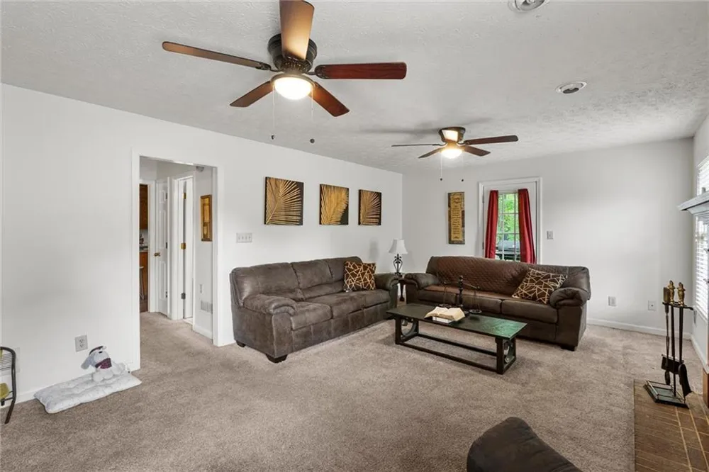 165 Hayes Circle Rex, GA 30273