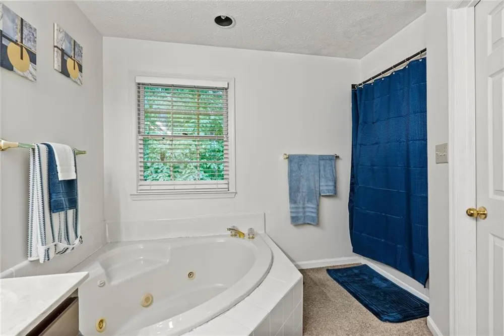 165 Hayes Circle Rex, GA 30273