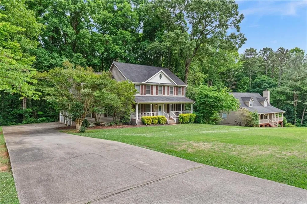 165 Hayes Circle Rex, GA 30273