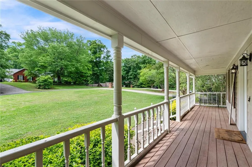 165 Hayes Circle Rex, GA 30273