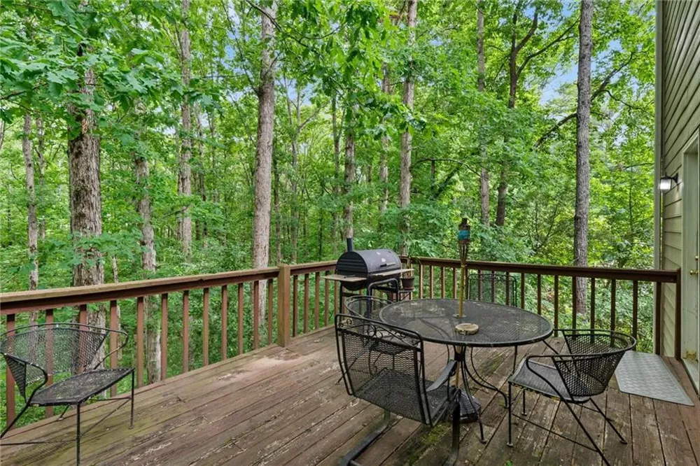 165 Hayes Circle Rex, GA 30273