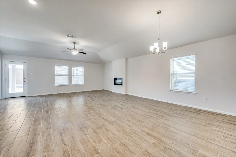 6445 Auburn Dale Road Pilot Point, TX 76258