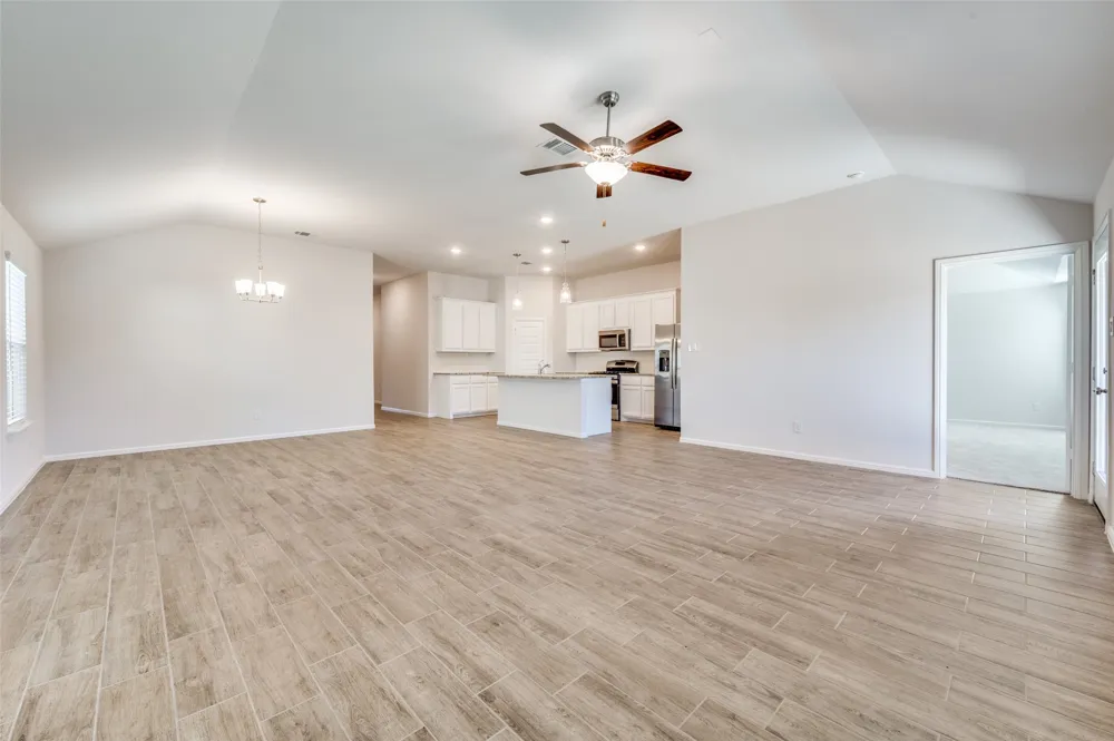 6445 Auburn Dale Road Pilot Point, TX 76258
