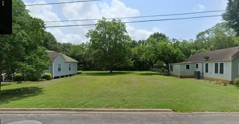 500 E Watt Street