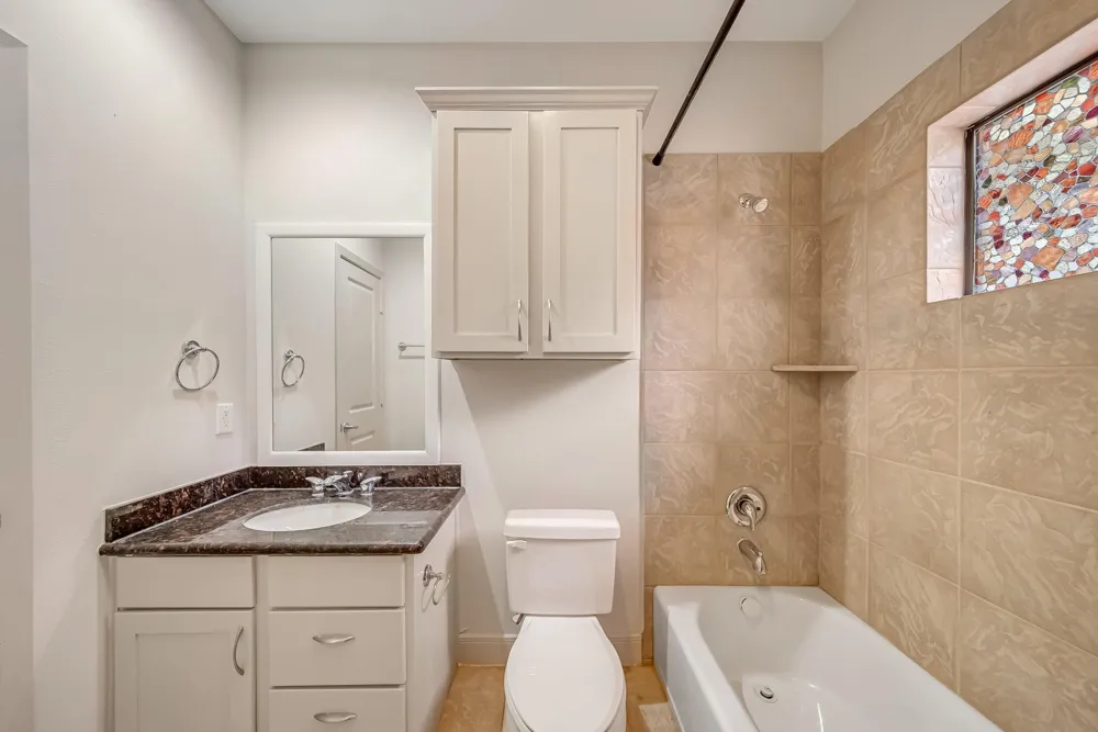 1914 Woodbury Street Houston, TX 77030