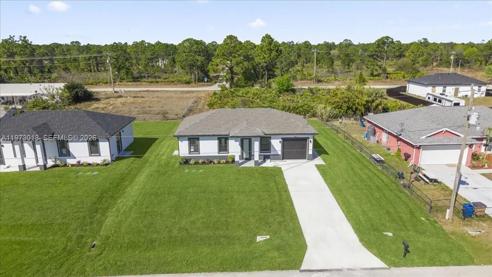 1143 BARFIELD ST E Lehigh Acres, FL 33974