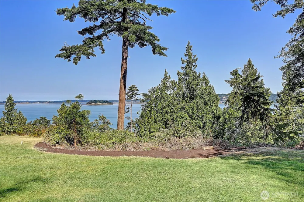 610 Maple Heights Road Camano Island, WA 98282
