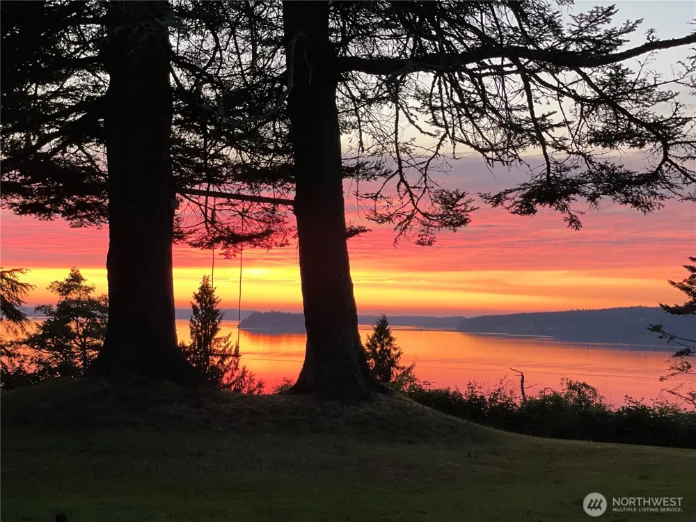 610 Maple Heights Road Camano Island, WA 98282