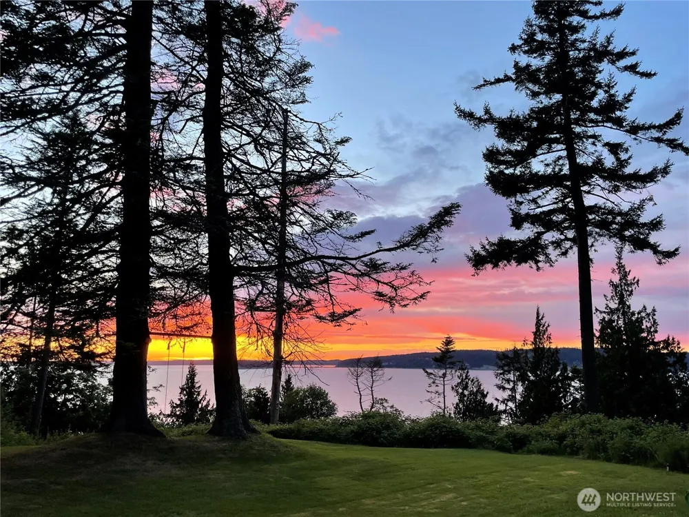 610 Maple Heights Road Camano Island, WA 98282