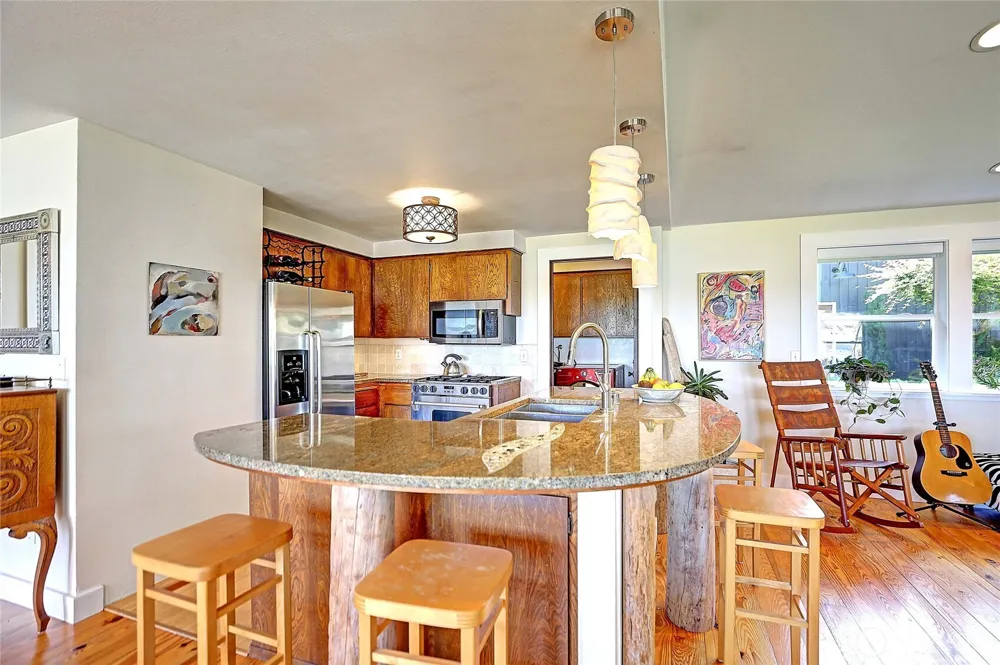 610 Maple Heights Road Camano Island, WA 98282