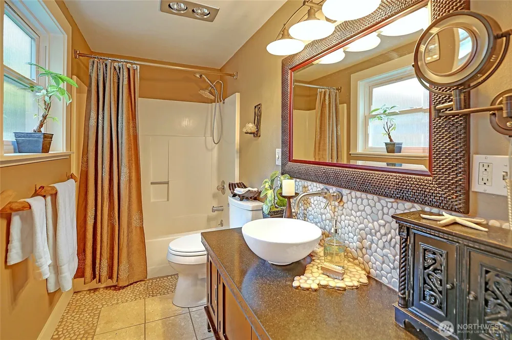 610 Maple Heights Road Camano Island, WA 98282