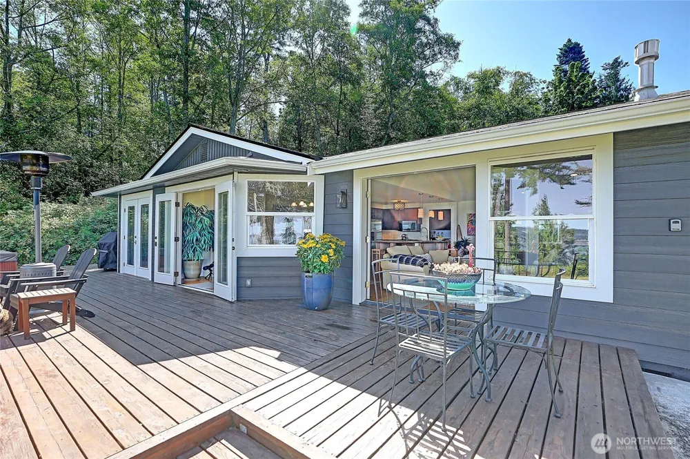 610 Maple Heights Road Camano Island, WA 98282