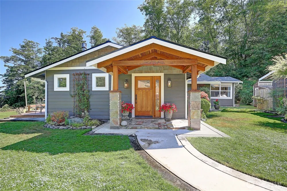 610 Maple Heights Road Camano Island, WA 98282
