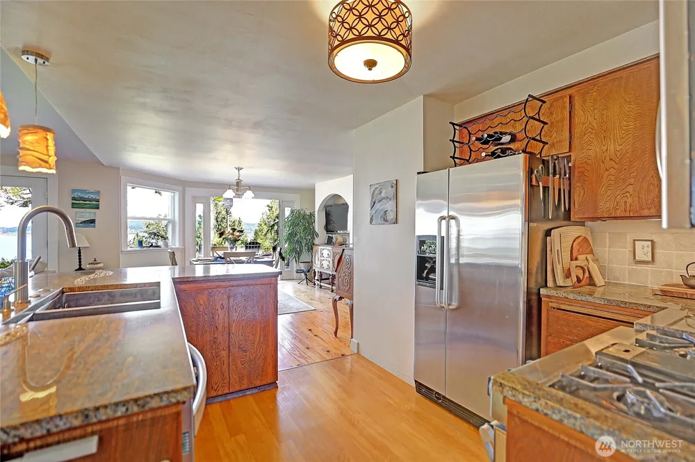 610 Maple Heights Road Camano Island, WA 98282