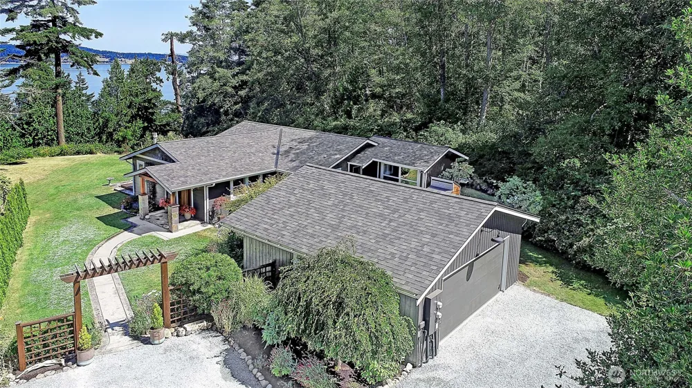610 Maple Heights Road Camano Island, WA 98282