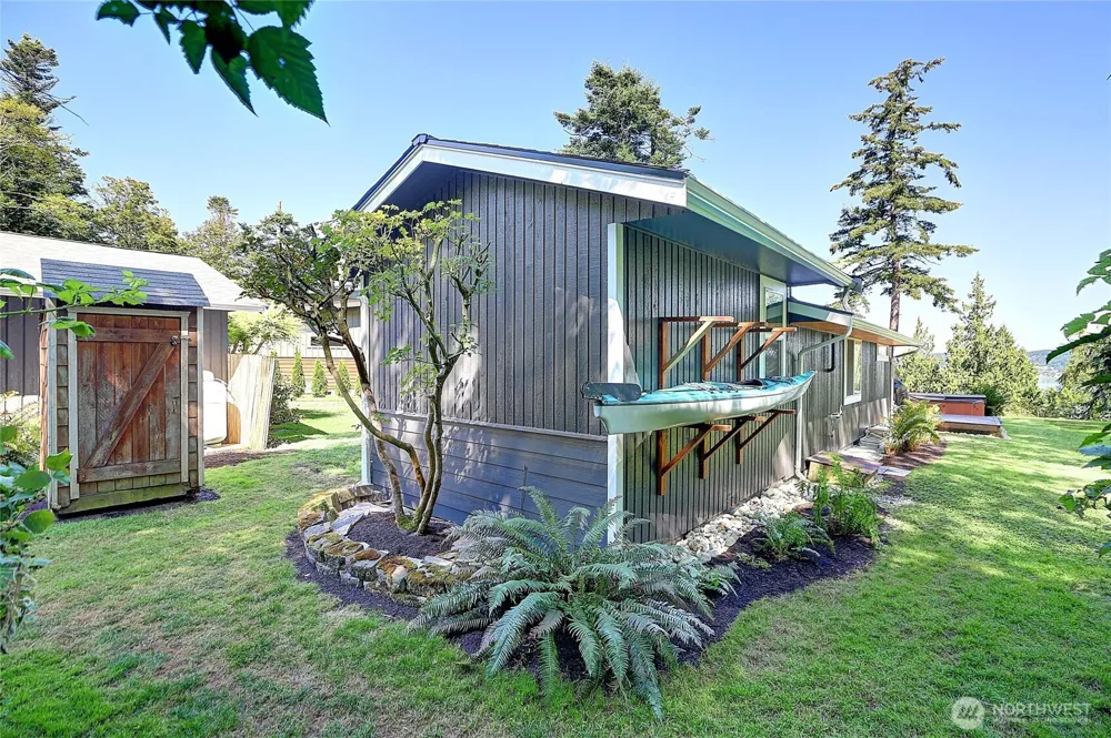 610 Maple Heights Road Camano Island, WA 98282