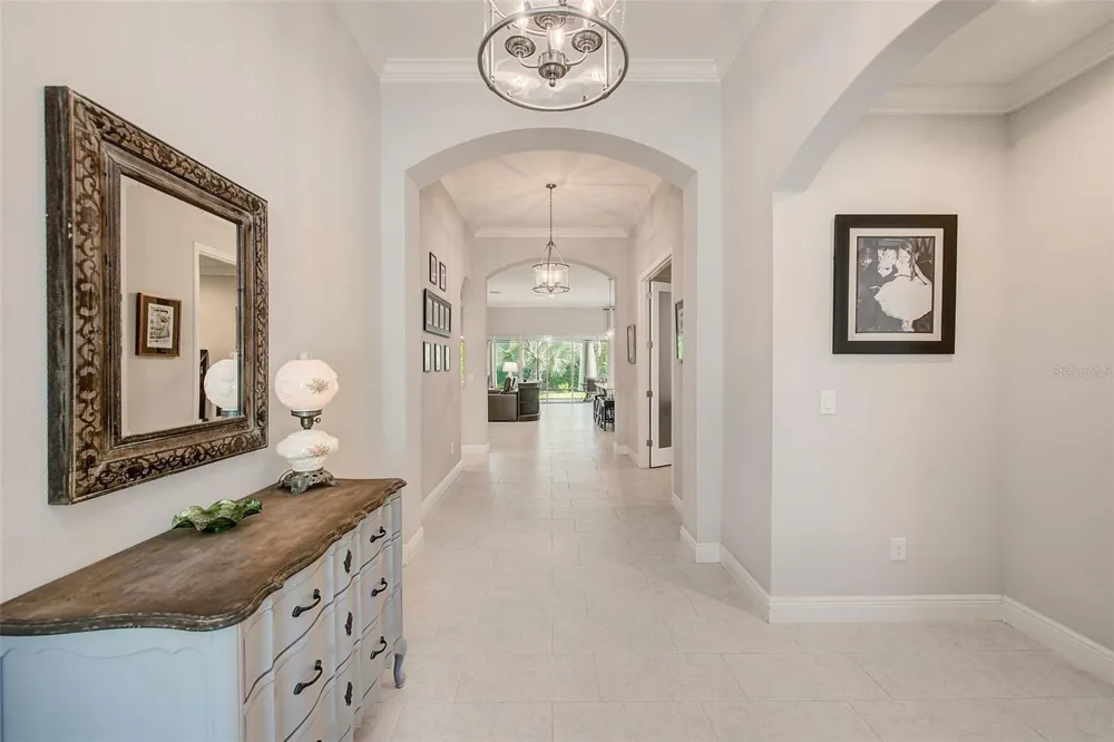 6916 NEOPOLITAN COURT Apollo Beach, FL 33572