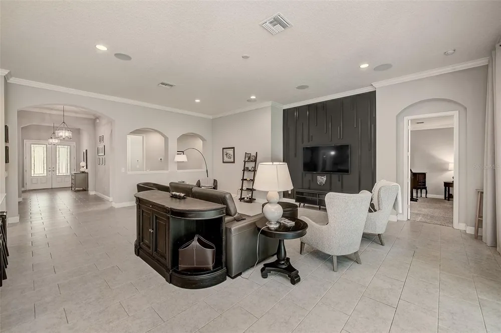 6916 NEOPOLITAN COURT Apollo Beach, FL 33572