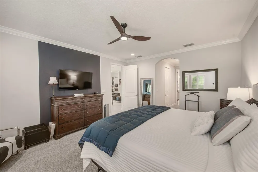 6916 NEOPOLITAN COURT Apollo Beach, FL 33572