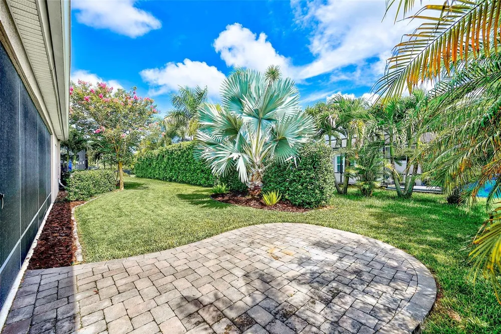 6916 NEOPOLITAN COURT Apollo Beach, FL 33572