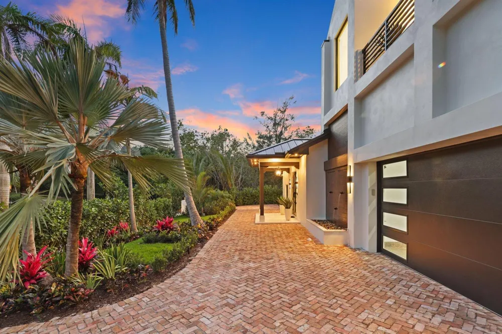 23 COCONUT LANE Ocean Ridge, FL 33435