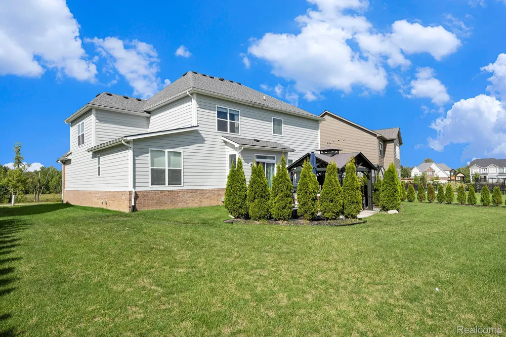 53213 Bay Laurel Lane Lyon Charter Township, MI 48178