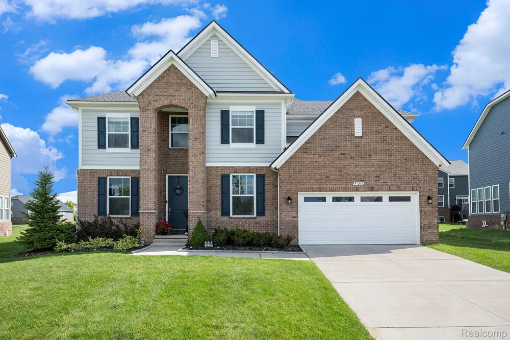 53213 Bay Laurel Lane Lyon Charter Township, MI 48178
