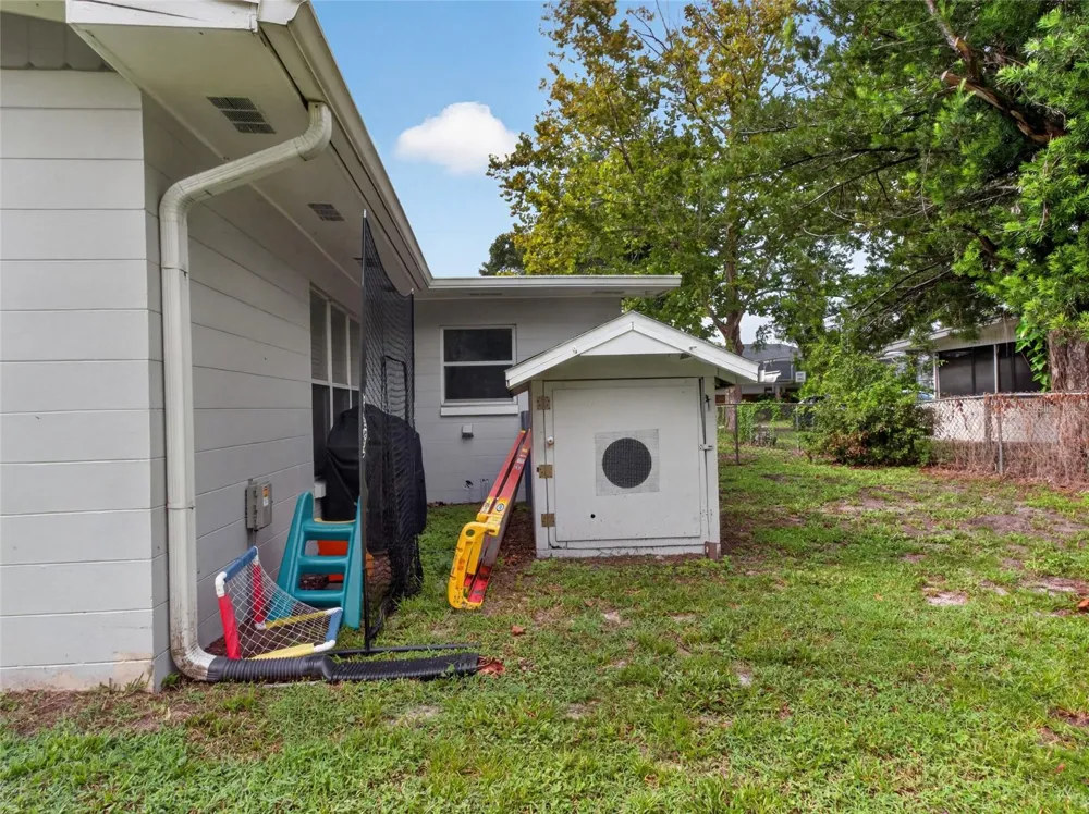 1146 DONALD AVENUE Altamonte Springs, FL 32714