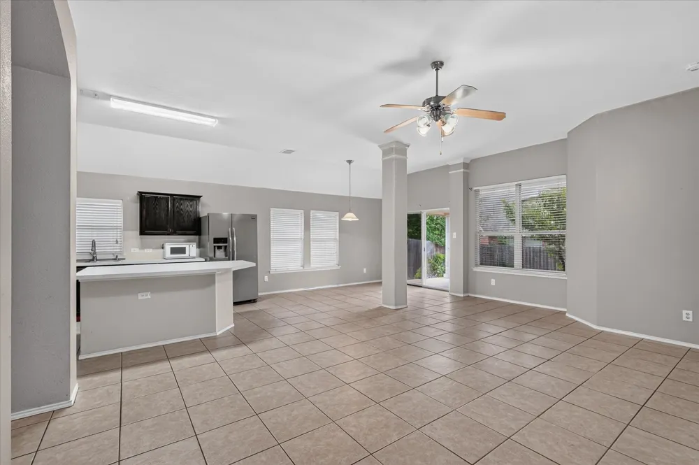 419 Red Sage Lane Duncanville, TX 75137