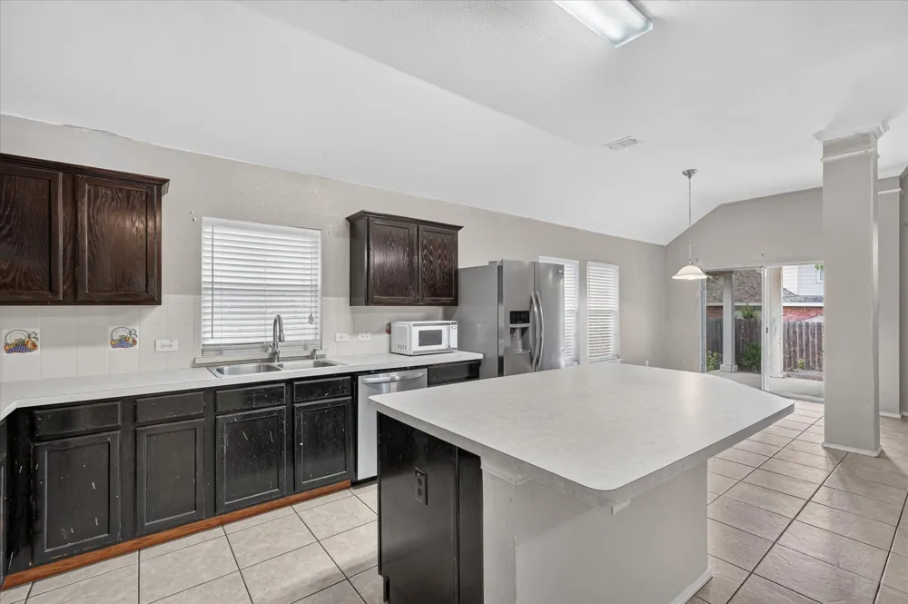 419 Red Sage Lane Duncanville, TX 75137