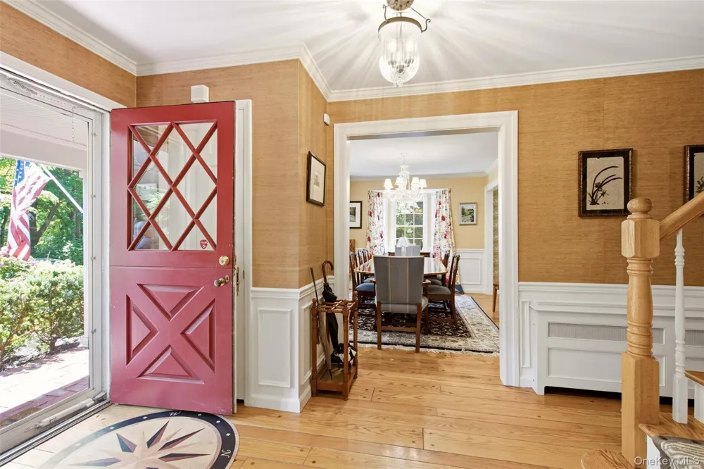 7 Private Road Huntington, NY 11743