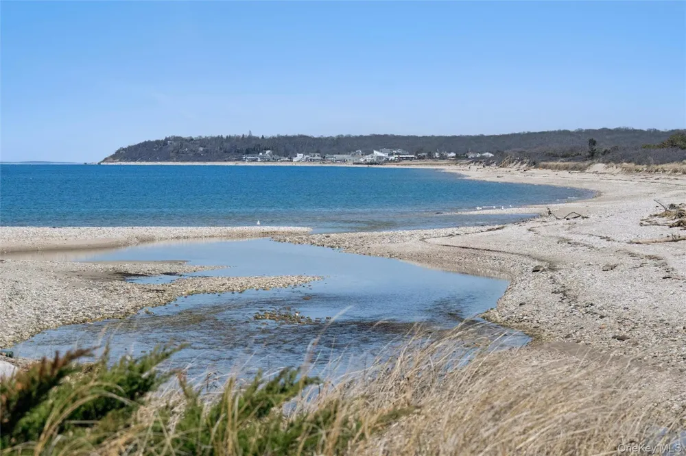 155 2nd Avenue Peconic, NY 11958