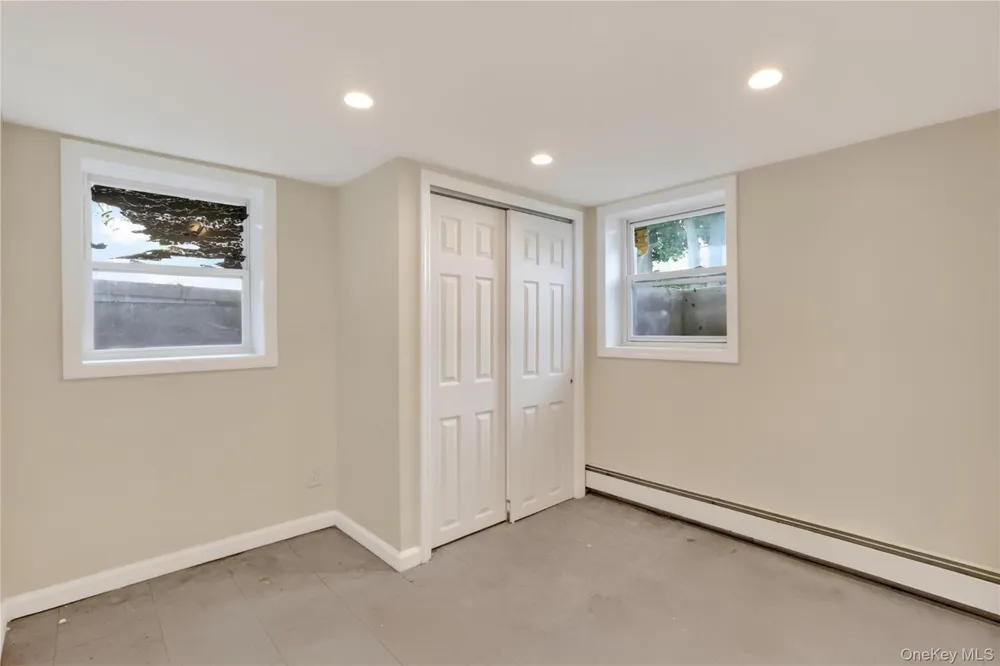 72 Peckham Avenue Islip, NY 11751