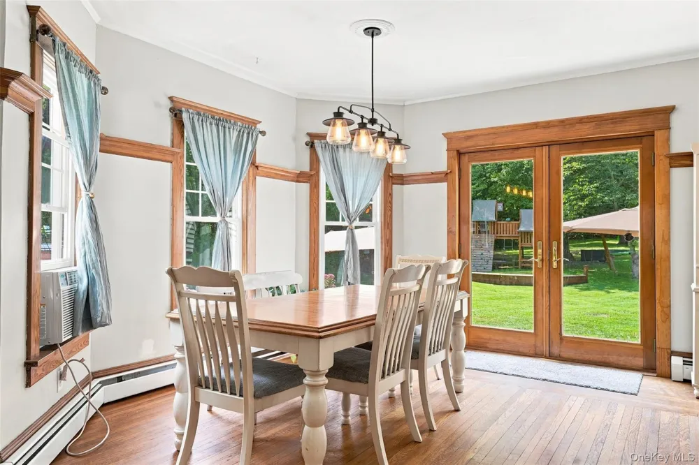 8 Berea Road Walden, NY 12586