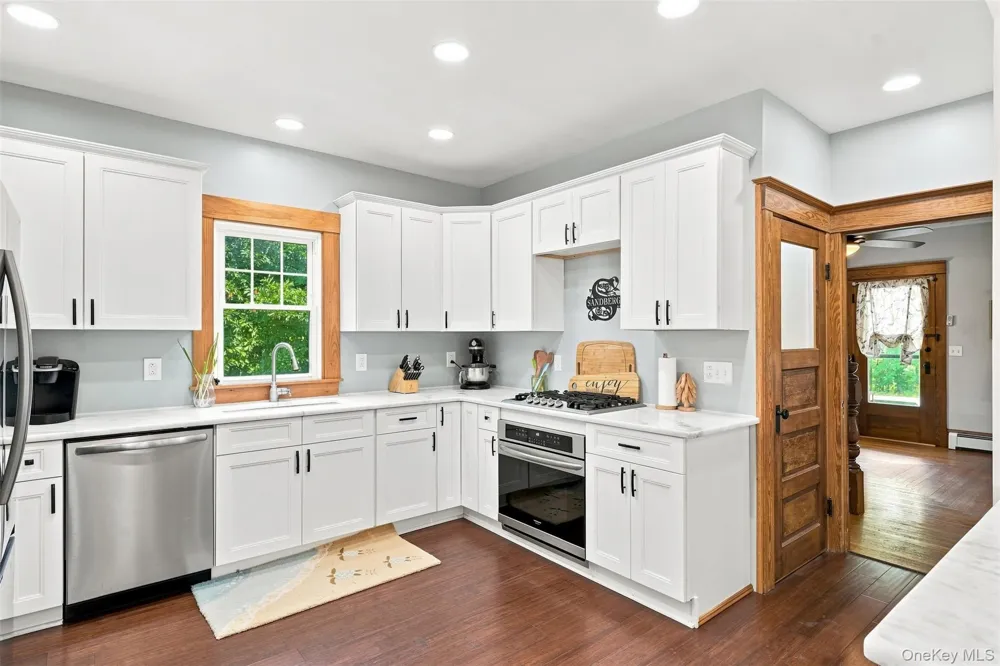 8 Berea Road Walden, NY 12586