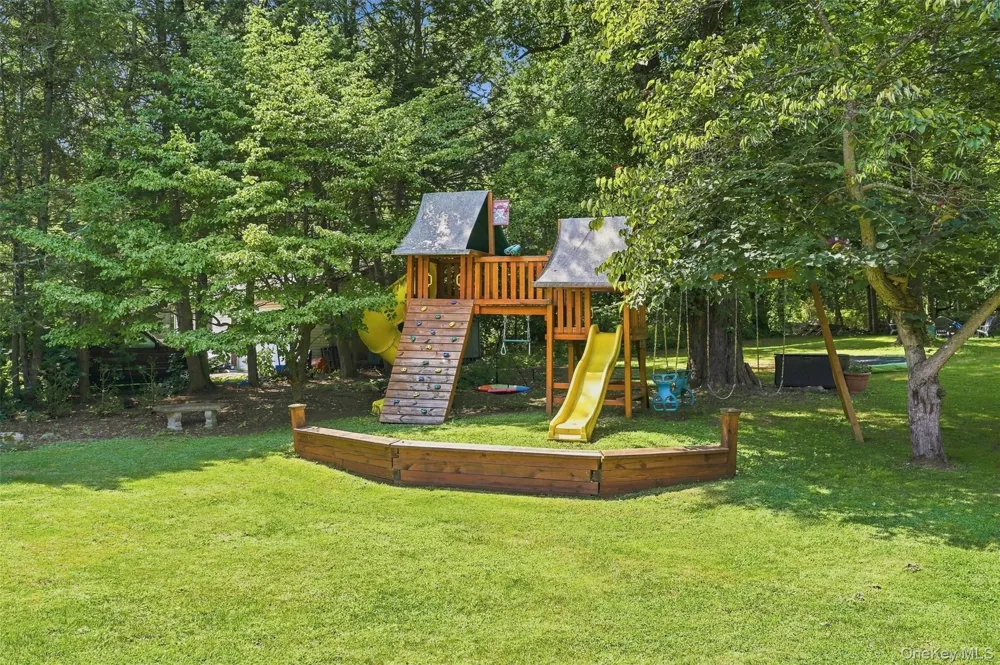8 Berea Road Walden, NY 12586