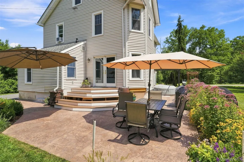 8 Berea Road Walden, NY 12586