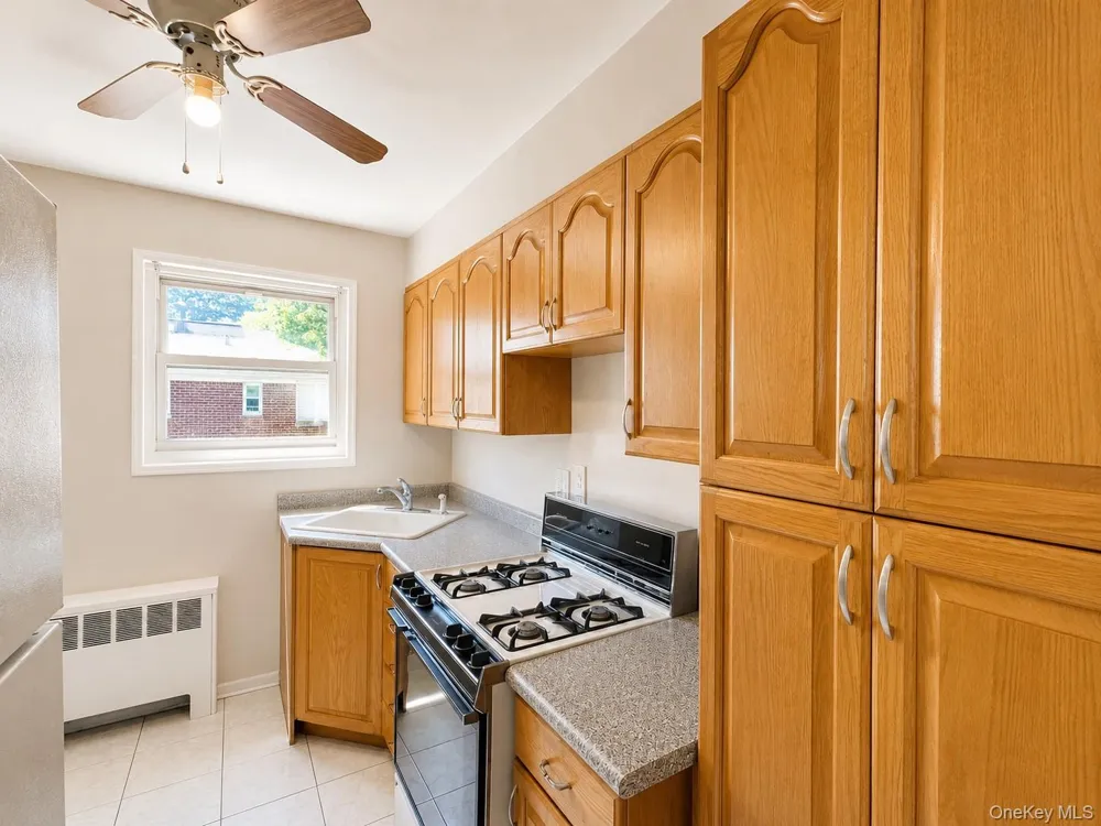 15-98 212 STREET #276 Bayside, NY 11360