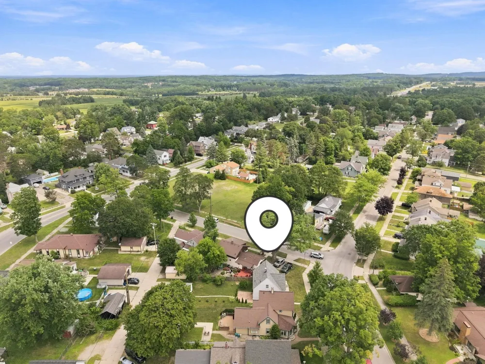 521 E Chapin Street Cadillac City, MI 49601