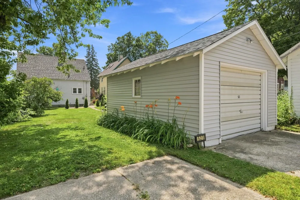 521 E Chapin Street Cadillac City, MI 49601