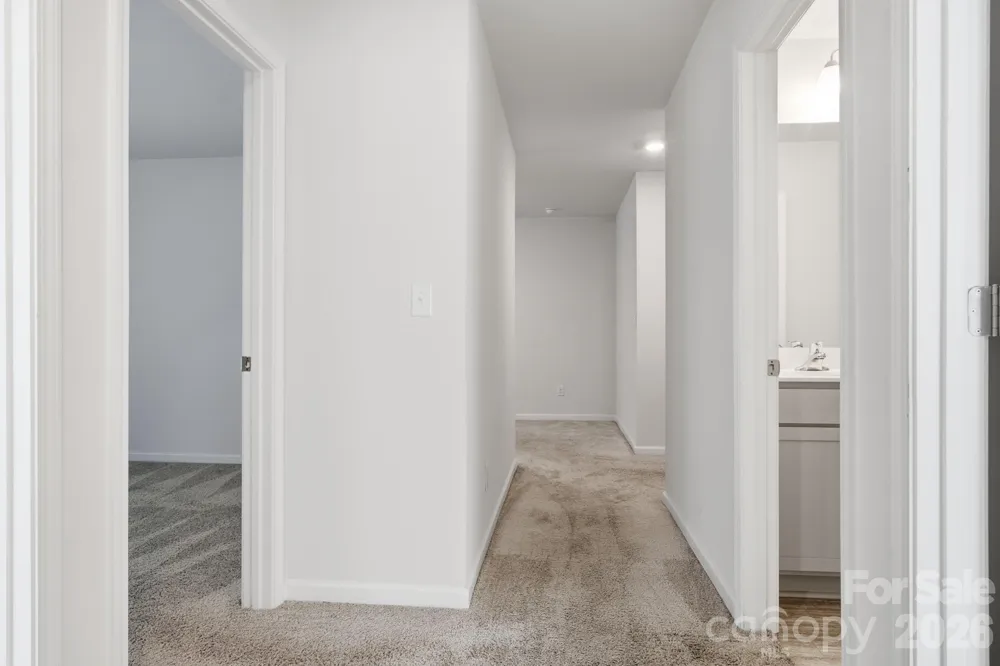 3168 Green Apple Drive Dallas, NC 28034