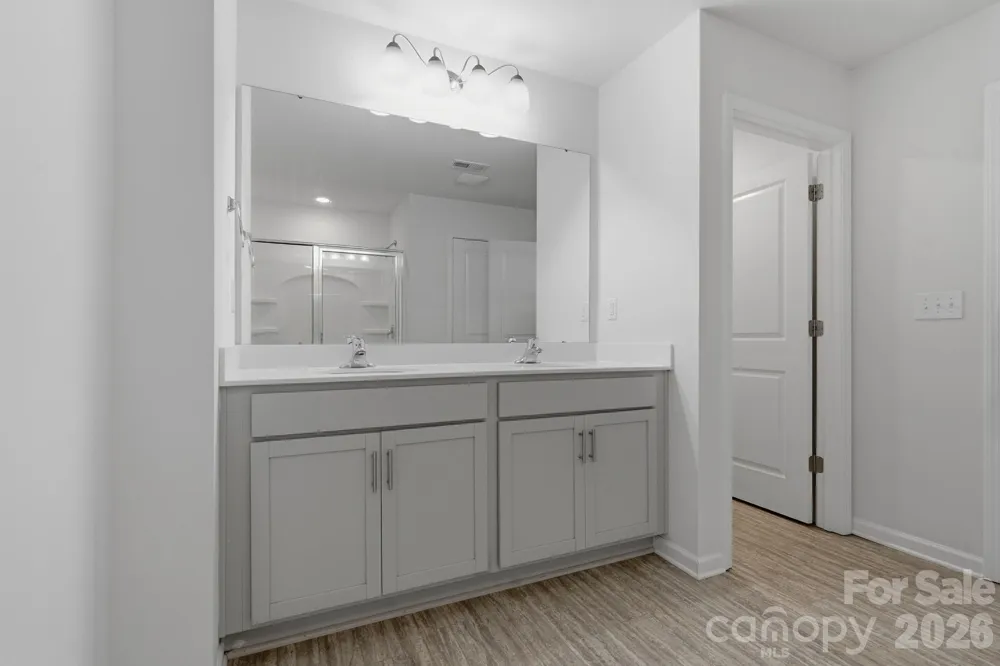 3168 Green Apple Drive Dallas, NC 28034