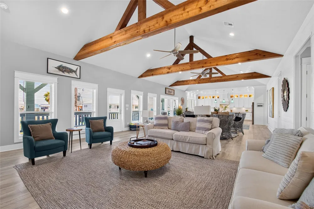 937 S Cove Crystal Beach, TX 77650