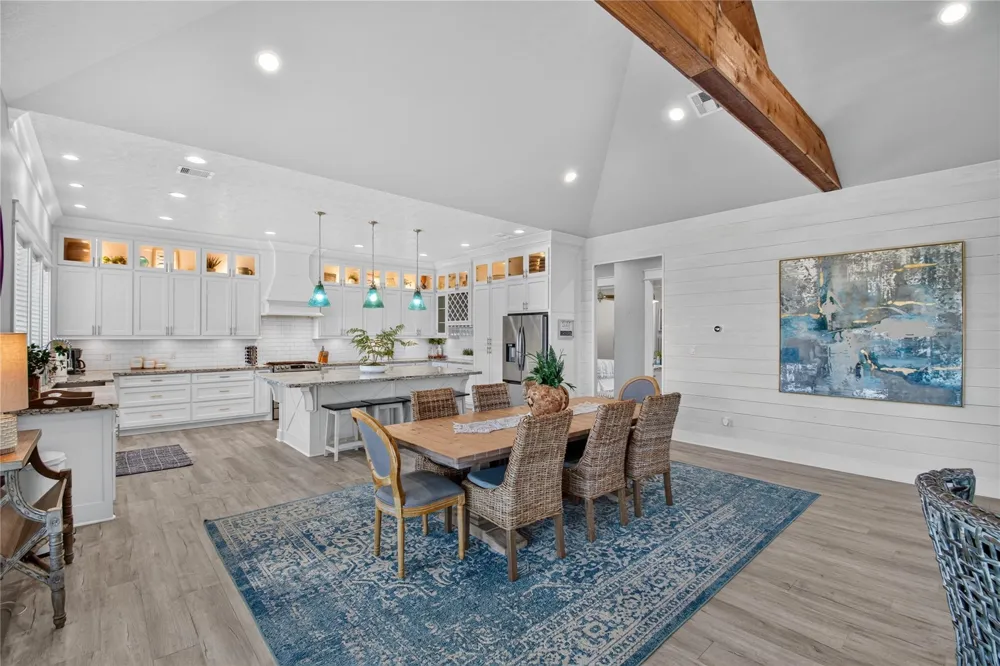 937 S Cove Crystal Beach, TX 77650