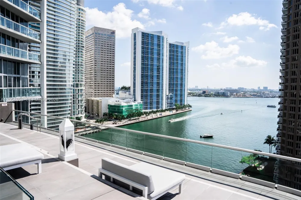 495 Brickell Ave #411 Miami, FL 33131