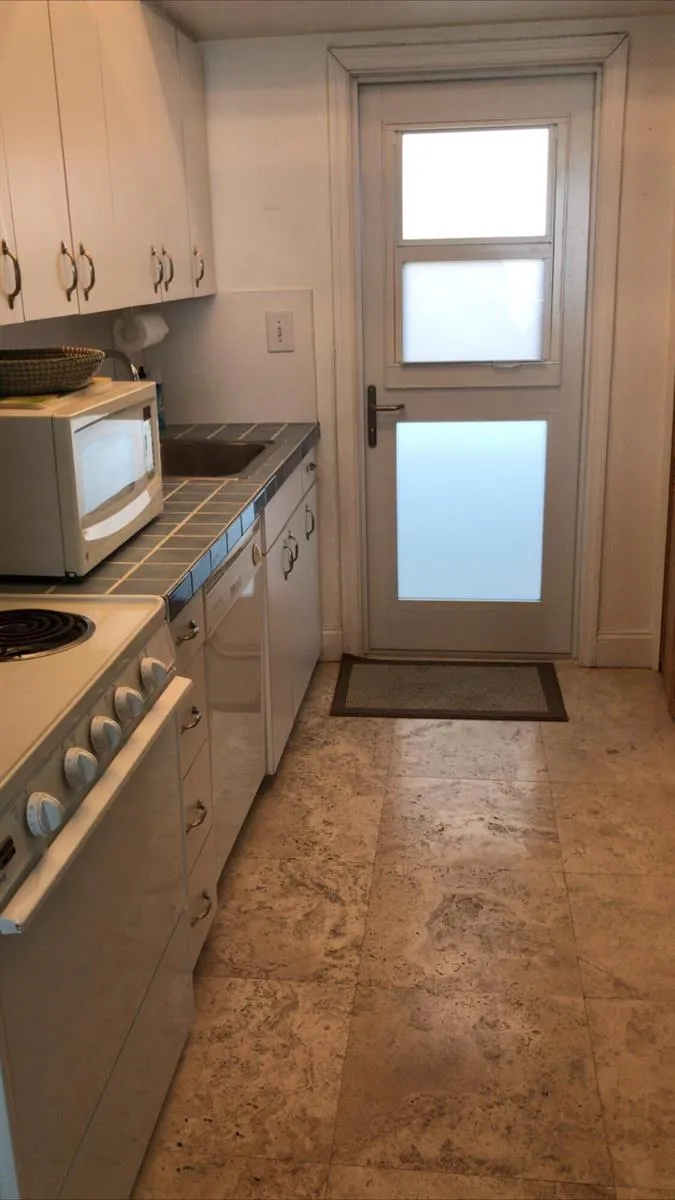 333 NE 21ST AVENUE #814 Deerfield Beach, FL 33441