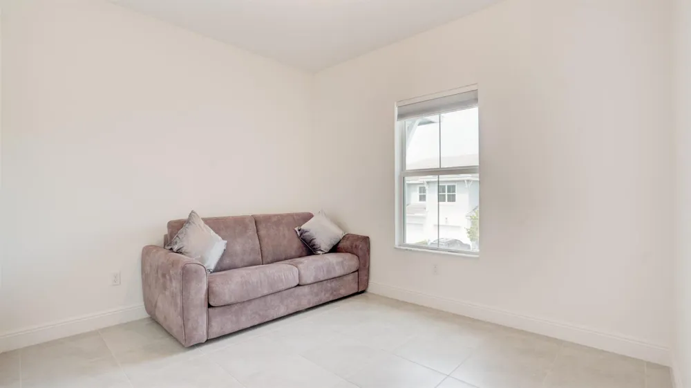 576 PARSONS WAY Deerfield Beach, FL 33442