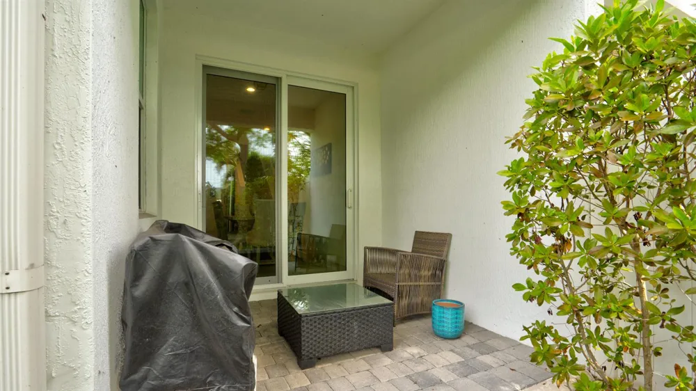 576 PARSONS WAY Deerfield Beach, FL 33442