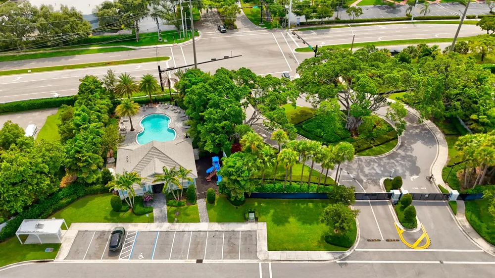 576 PARSONS WAY Deerfield Beach, FL 33442